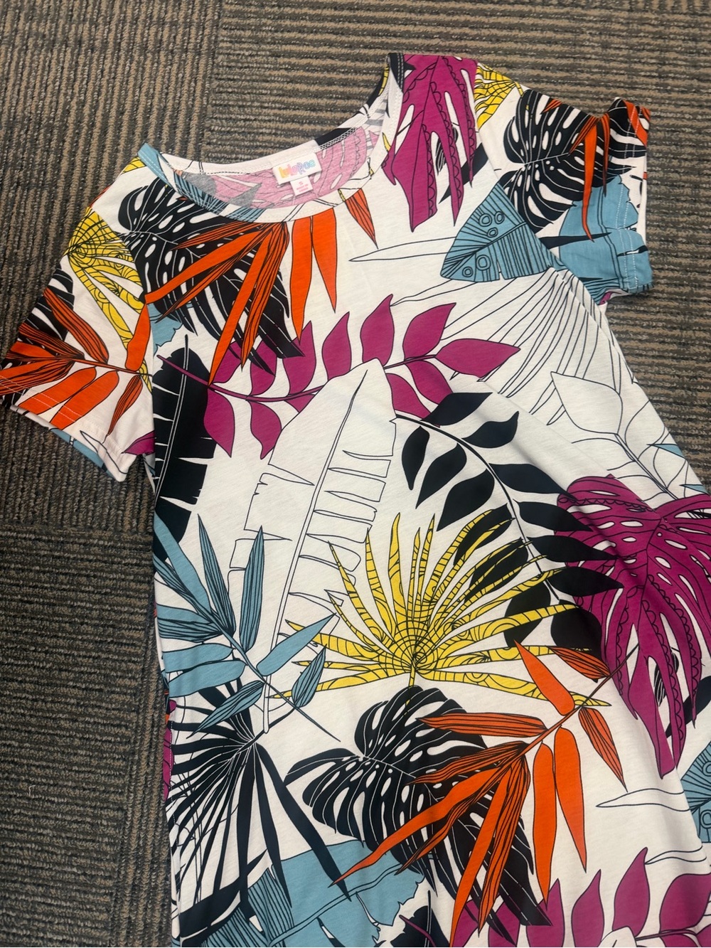 NWT LuLaRoe Jessie Tropical Leaves Hawaiian Sz Small